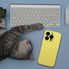 Apple iPhone 17 Case Silicone 2mm Lemon